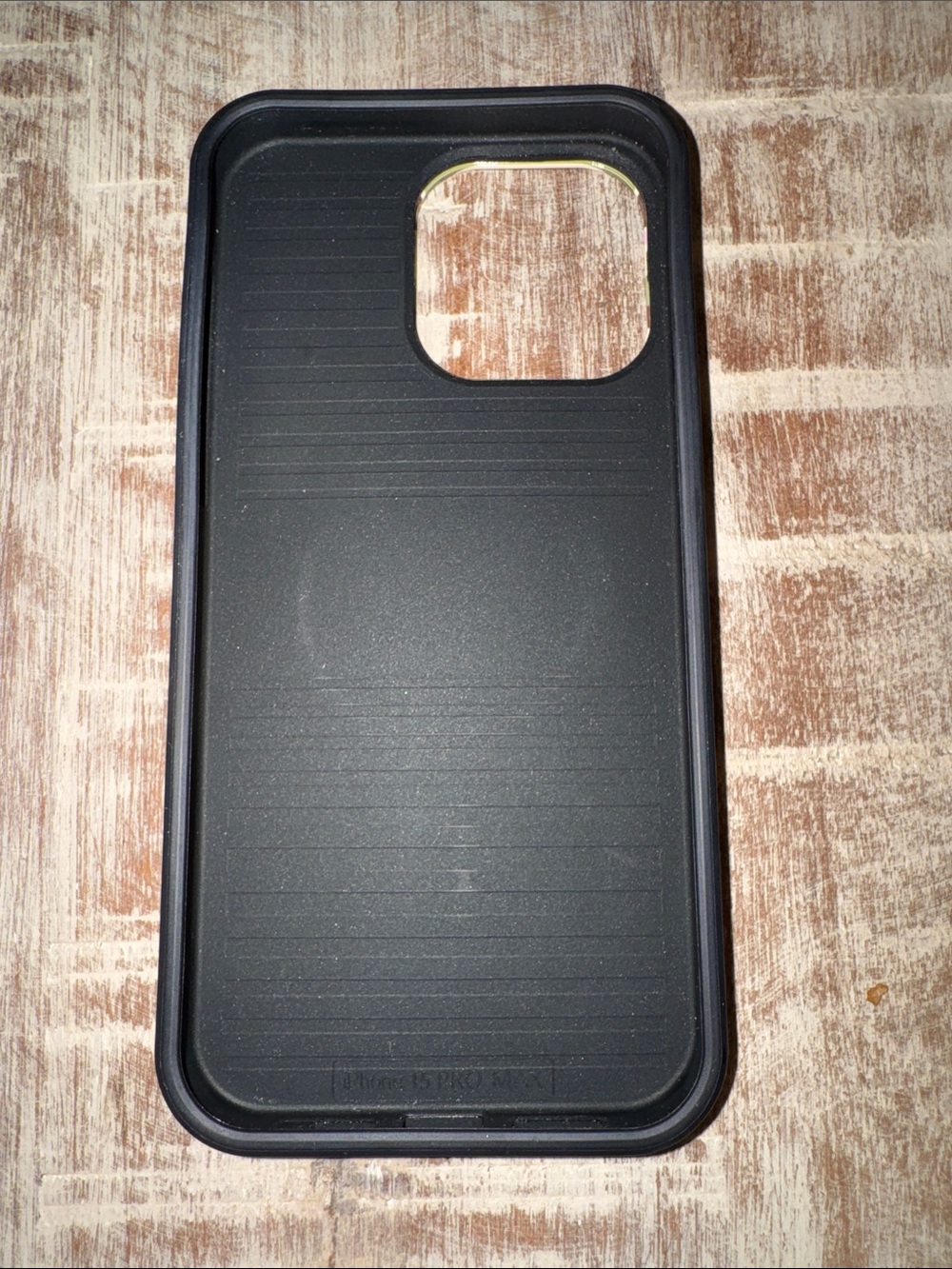 Burga Rio iPhone 15 Pro Max case - Picture 3 of 4